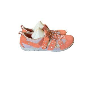 GH Bass and Company women’s Branson pink suede mesh Velcro closure shoe 7 1/2